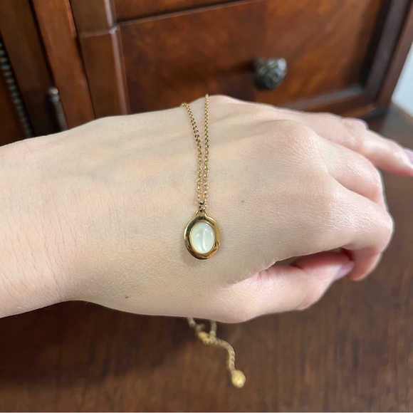 Louise Damas Necklace La Nacre 24k Gold-Plated Finish - Picture 11 of 11